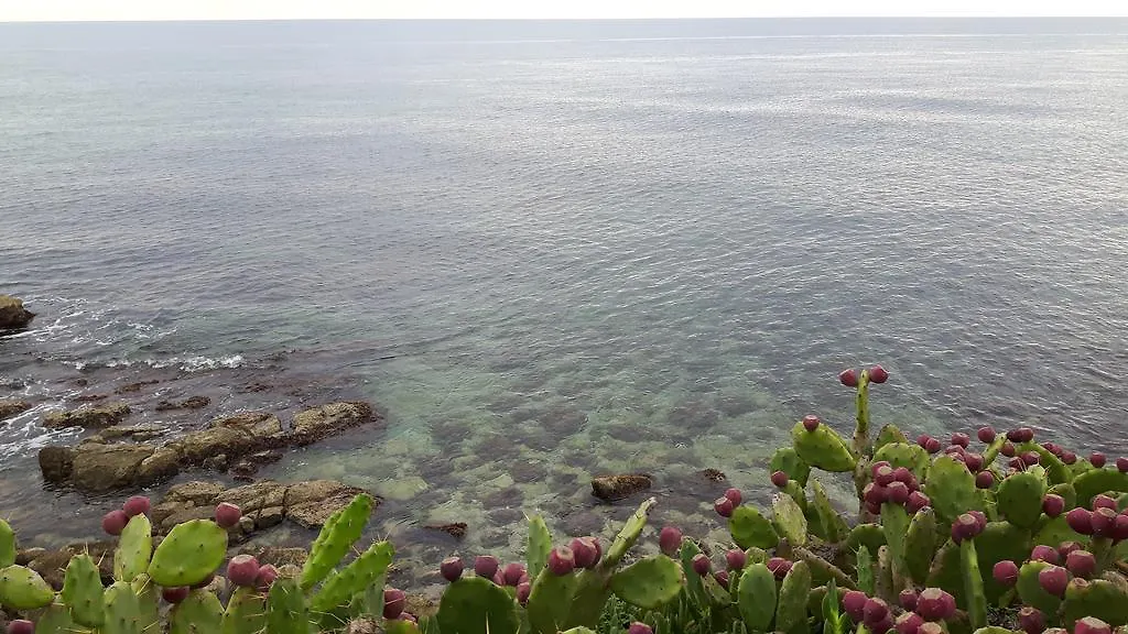 Maredentro Apartment Sampieri