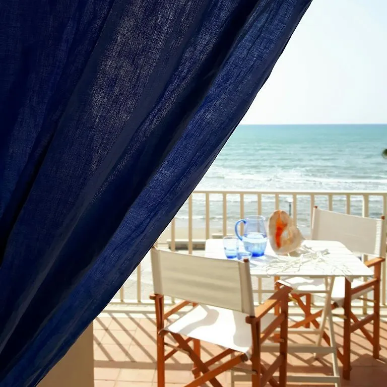 Maredentro Apartment Sampieri